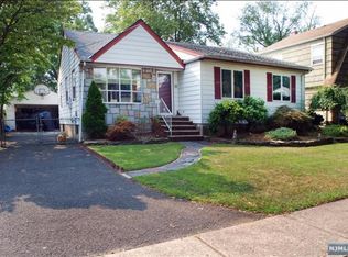 36 Chestnut St, Dumont, NJ 07628