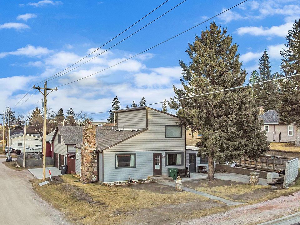 1st image of 132 S 7th St