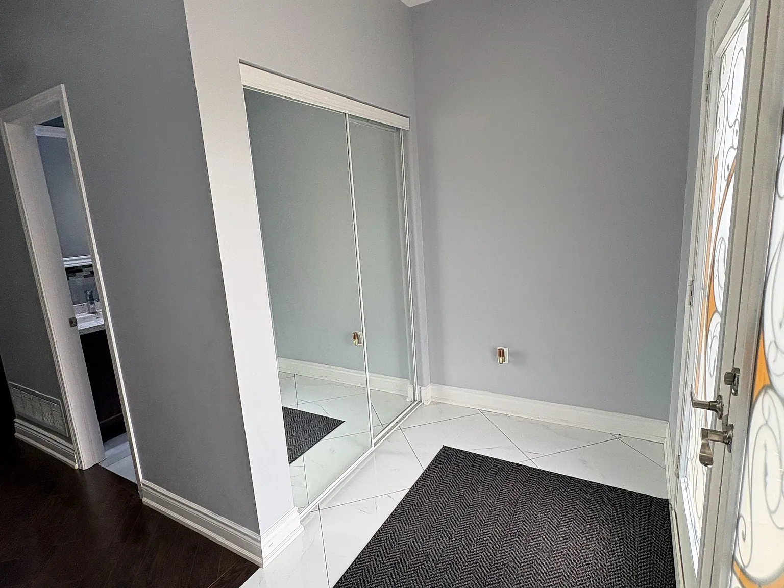 6 bed, $4,200 — Photo 3