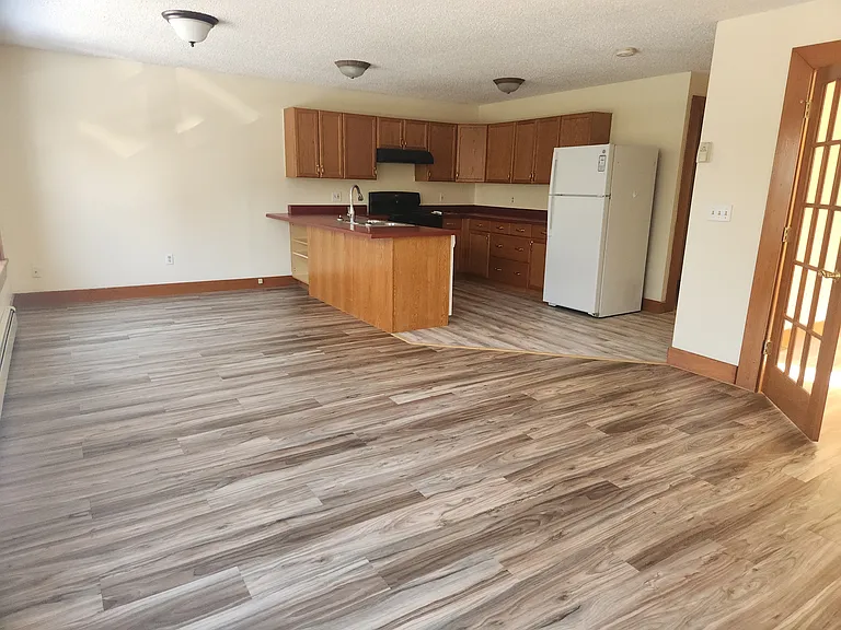 42 Lower Cross Rd #A — Photo 7