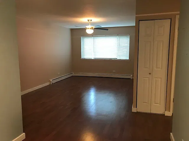 1 bed, 700 sqft, $1,900 — Photo 3