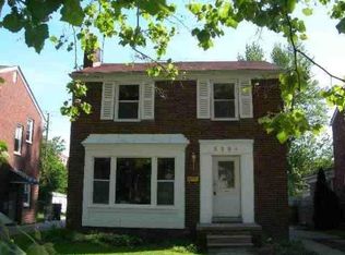 5264 Hillcrest St, Grosse Pointe, MI 48236