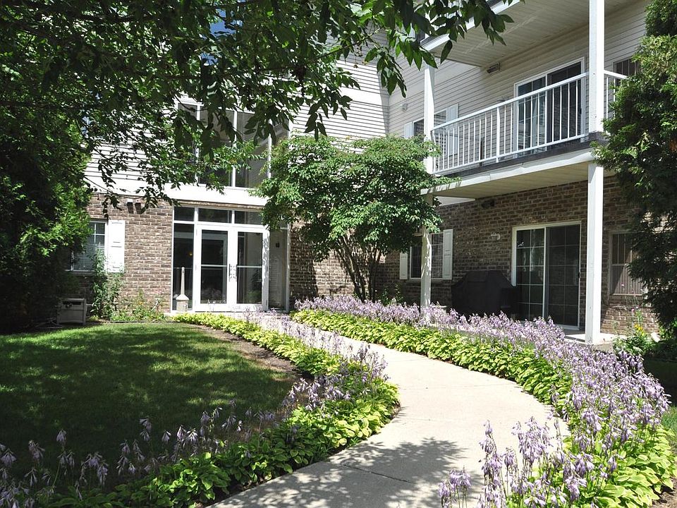 Meadowbrook Manor Apartments Slinger, WI Zillow