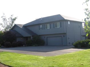 3351 New Hope Rd, Grants Pass, OR 97527