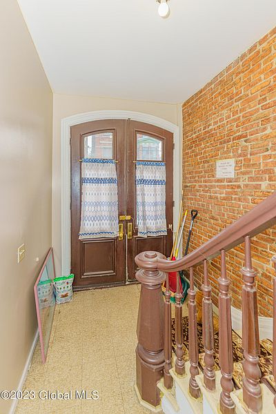 3rd image of 2259 Old 6th Avenue