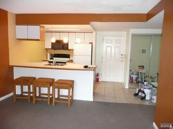 55 Clinton Pl #24, Hackensack, NJ 07601