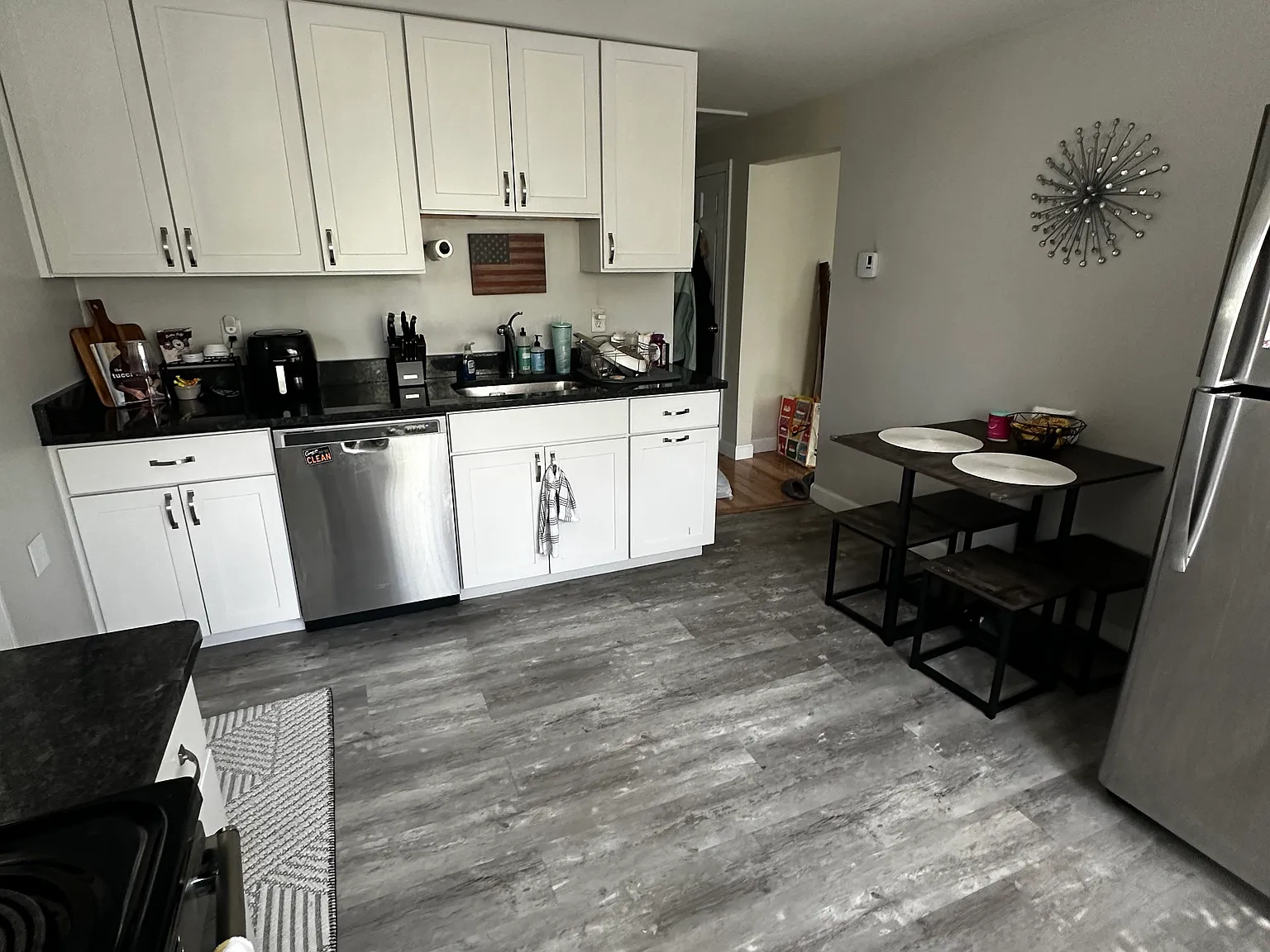 85 Washington St — Photo 2