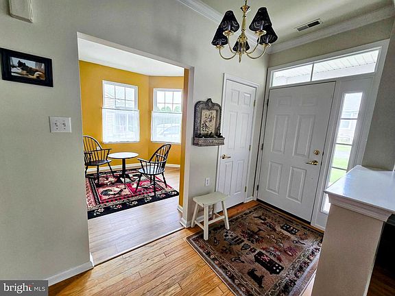 3rd image of 1507 Hulnick Rd