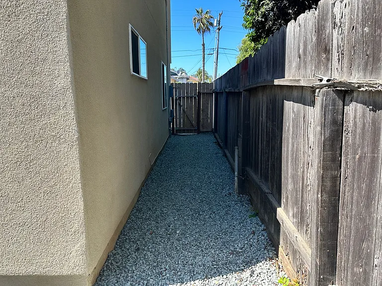 1117 Grove Ave — Photo 11