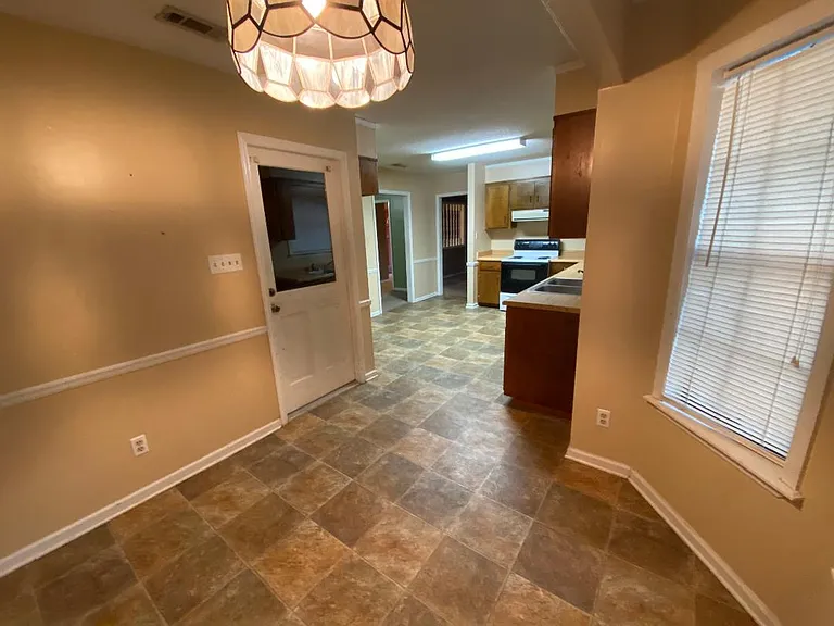 5282 Golf Dr — Photo 5