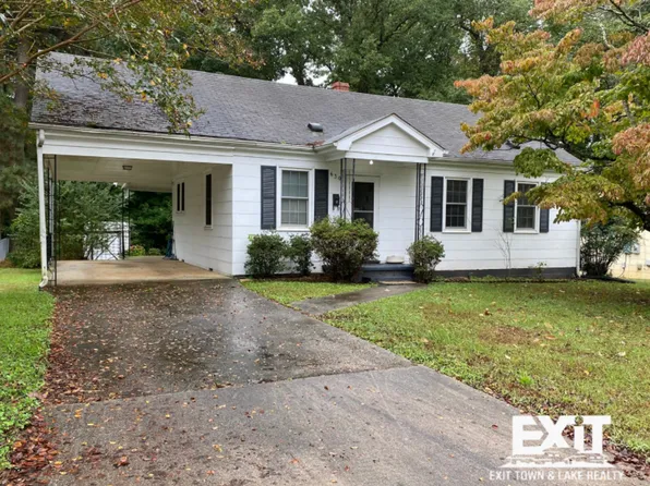 630 Northington St, South Hill, VA 23970