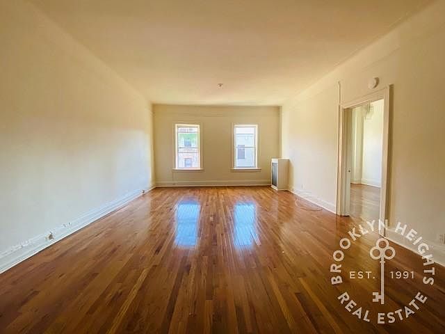 1st image of 148 Montague St APT 4