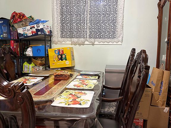 4th image of 9225 176th Street