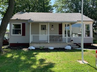 13683 Rosedale St, Southgate, MI 48195