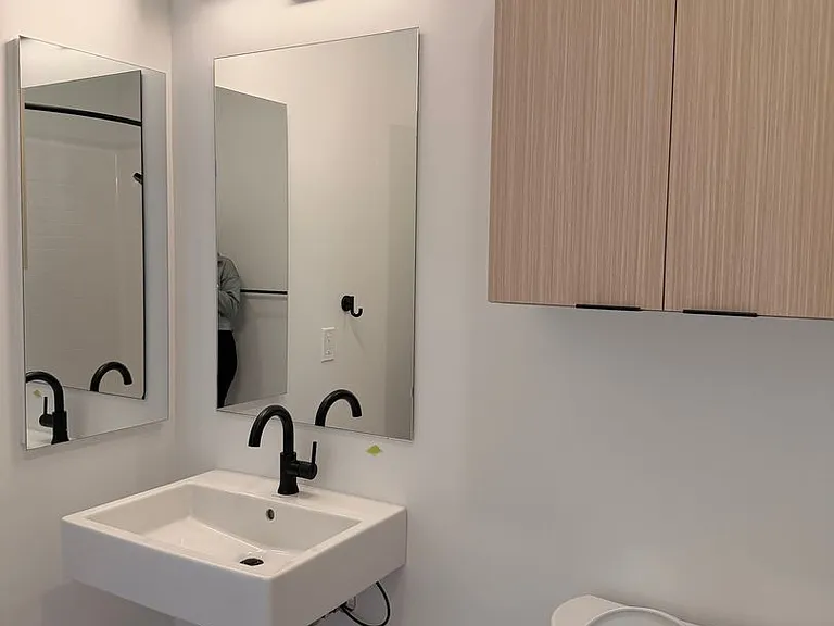 Rainford Apartments — Photo 115