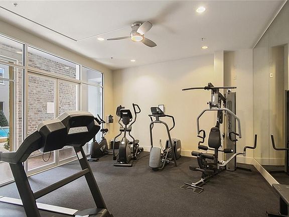 5th image of 840 Tchoupitoulas St APT 209