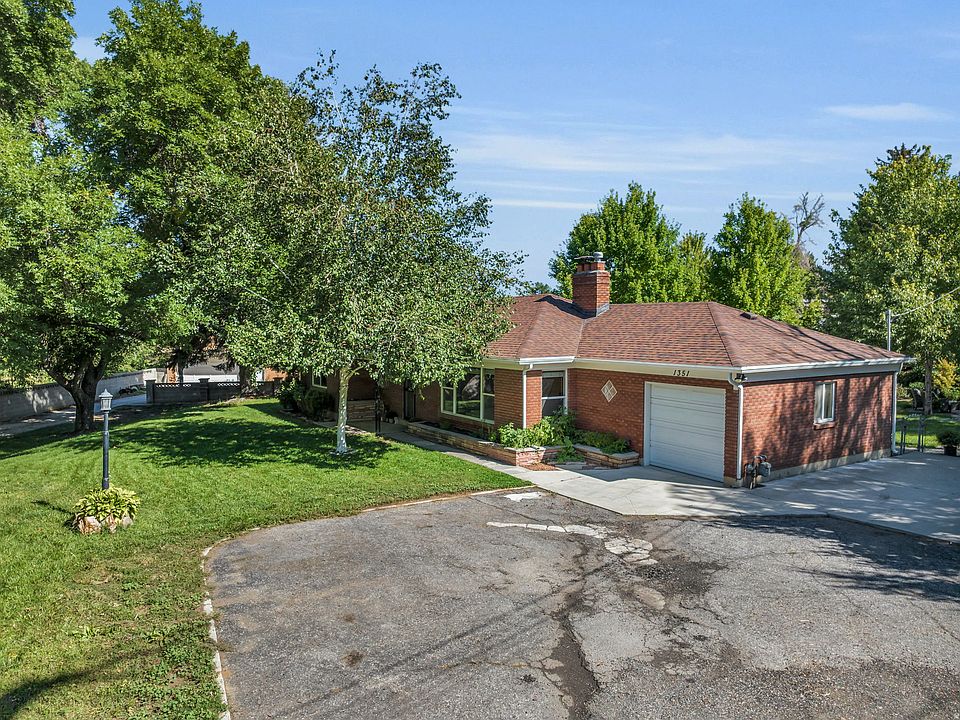 1st image of 1351 E Fort Blvd
