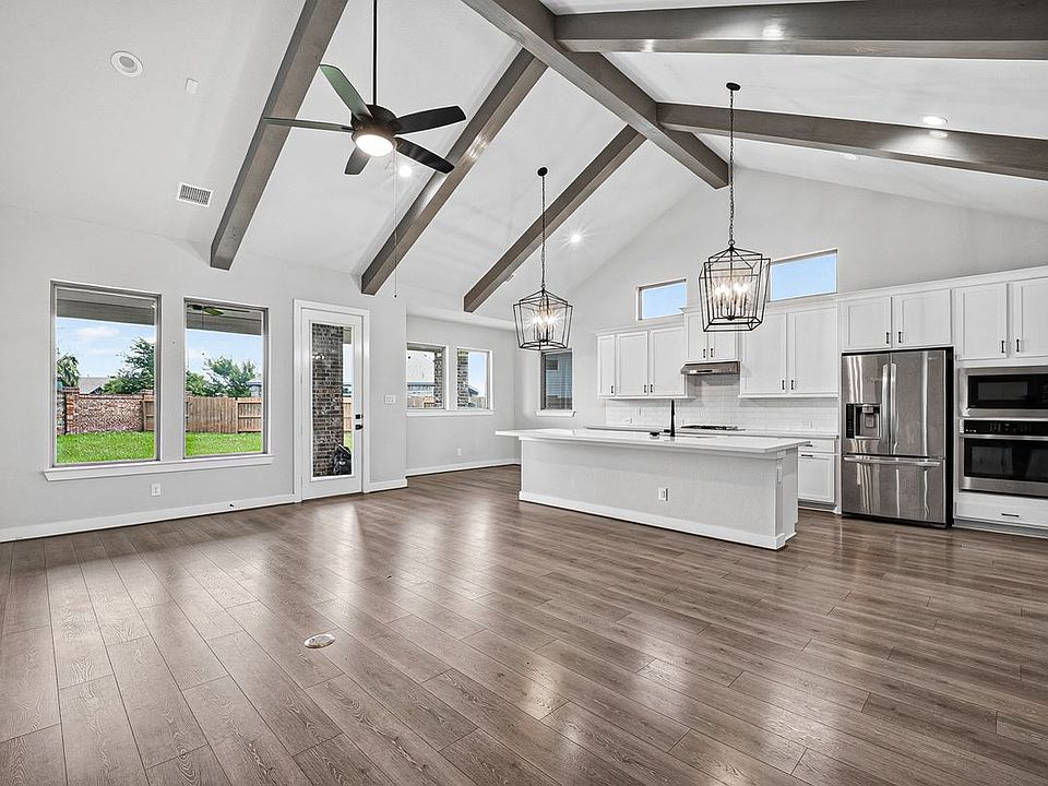 1st image of 2600 Golden Palms Ln