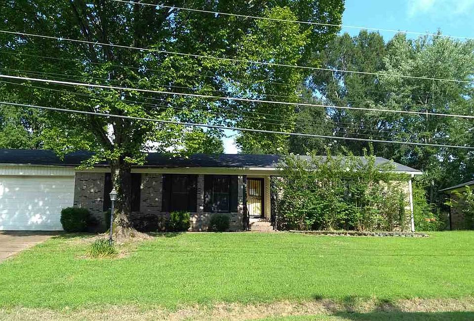 1st image of 26 Camellia Dr