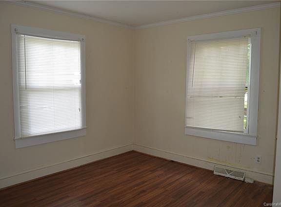 5th image of 208 C St