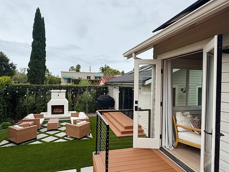 2431 Chapala St — Photo 22