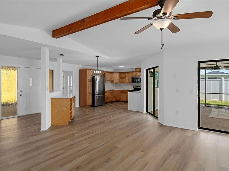 9910 Island Harbor Dr #A — Photo 18