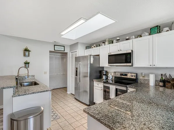 761 SE Fallon Drive, Port St Lucie, FL 34983