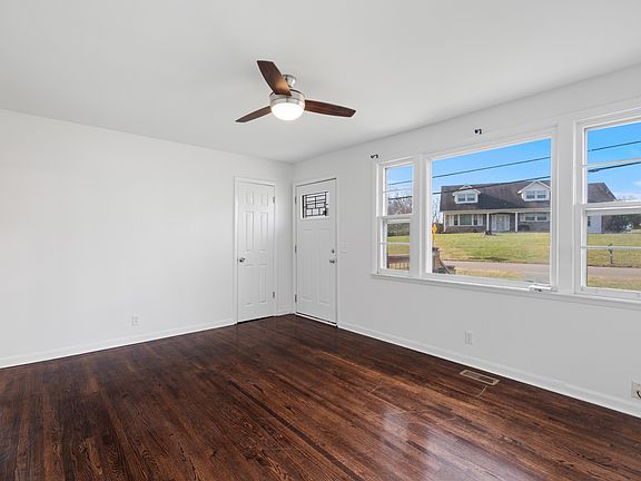 4th image of 3245 Masonwood Dr
