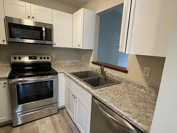 3rd image of 241 Malloy Ln