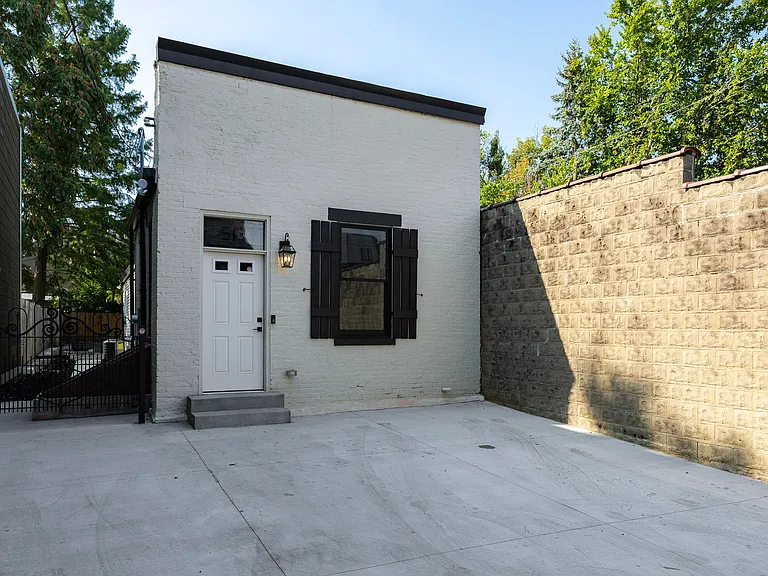 513 Pershing Ave — Photo 7