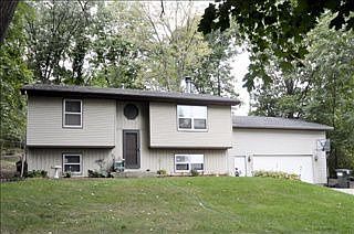 1st image of 2485 Egypt Valley Ave NE