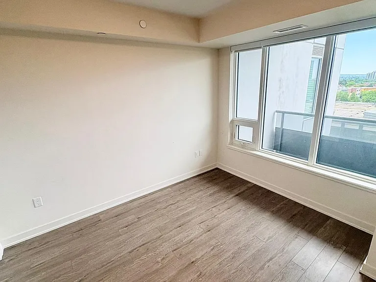 212 King William St #821 — Photo 10