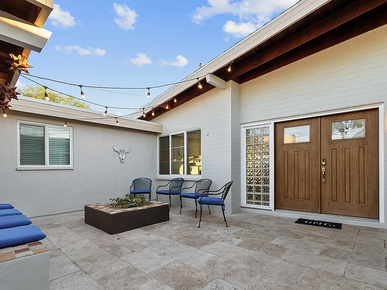 7303 E Cypress St — Photo 36