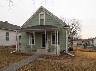 304 N 8th St, Norfolk, NE 68701