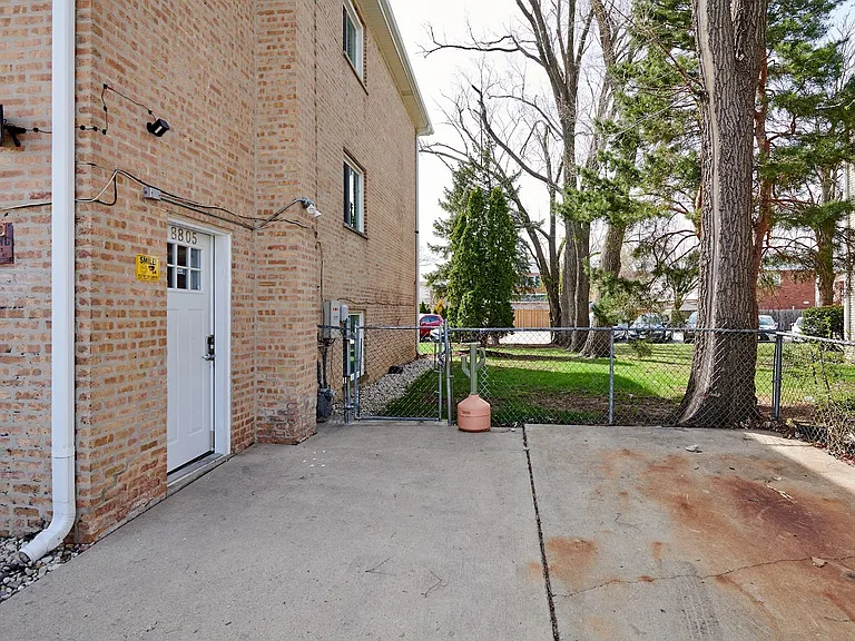 8805 Dee Rd #GN — Photo 4