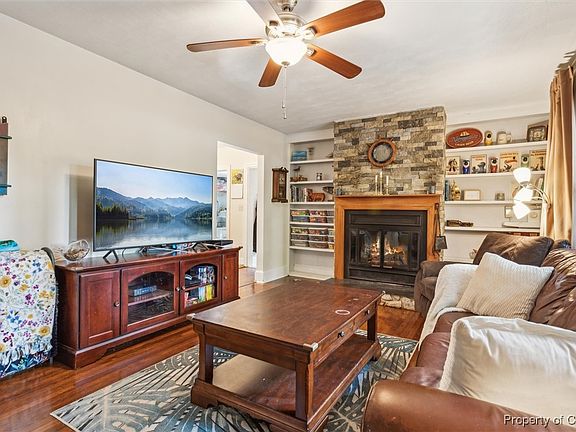 4th image of 1714 Azalea Point Rd
