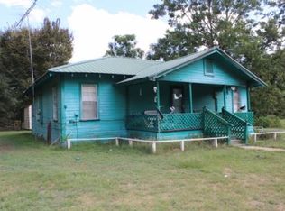 128 County Road 3220, De Kalb, TX 75559