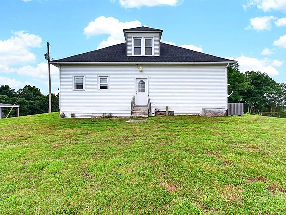 3rd image of 113 Rone Rd