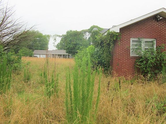 4th image of 3103 Dan River Church Rd