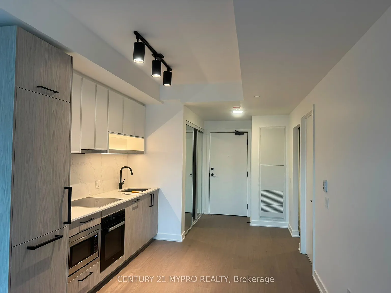 2 bed, $3,500 — Photo 3