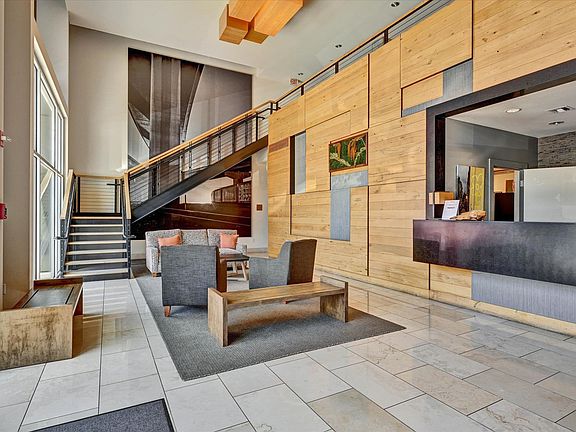 2nd image of 311 Oak St Penthouse 9