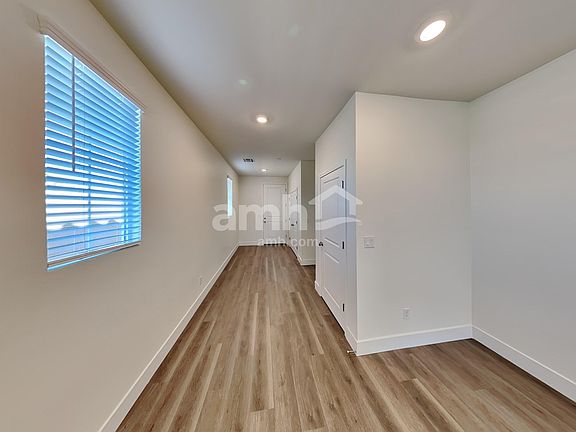 5th image of 485 Silverbell Falls Pl