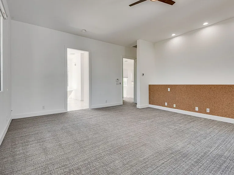 628 Edgebrook Dr — Photo 22