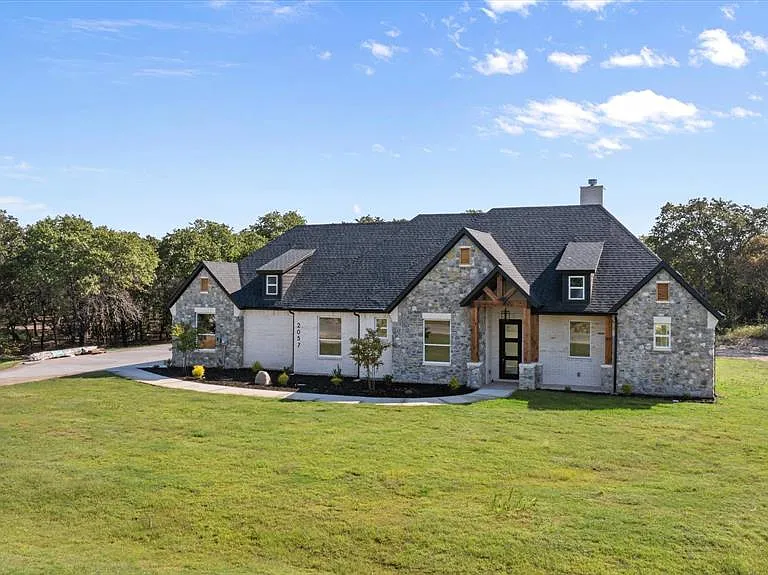 2057 Glenhollow Dr — Photo 30