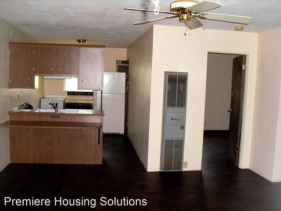 1st image of 413 Burbank Ave #413