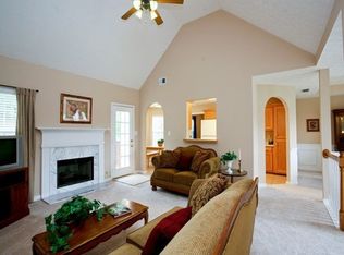 10 Barrington Bluff Ct, Sharpsburg, GA 30277