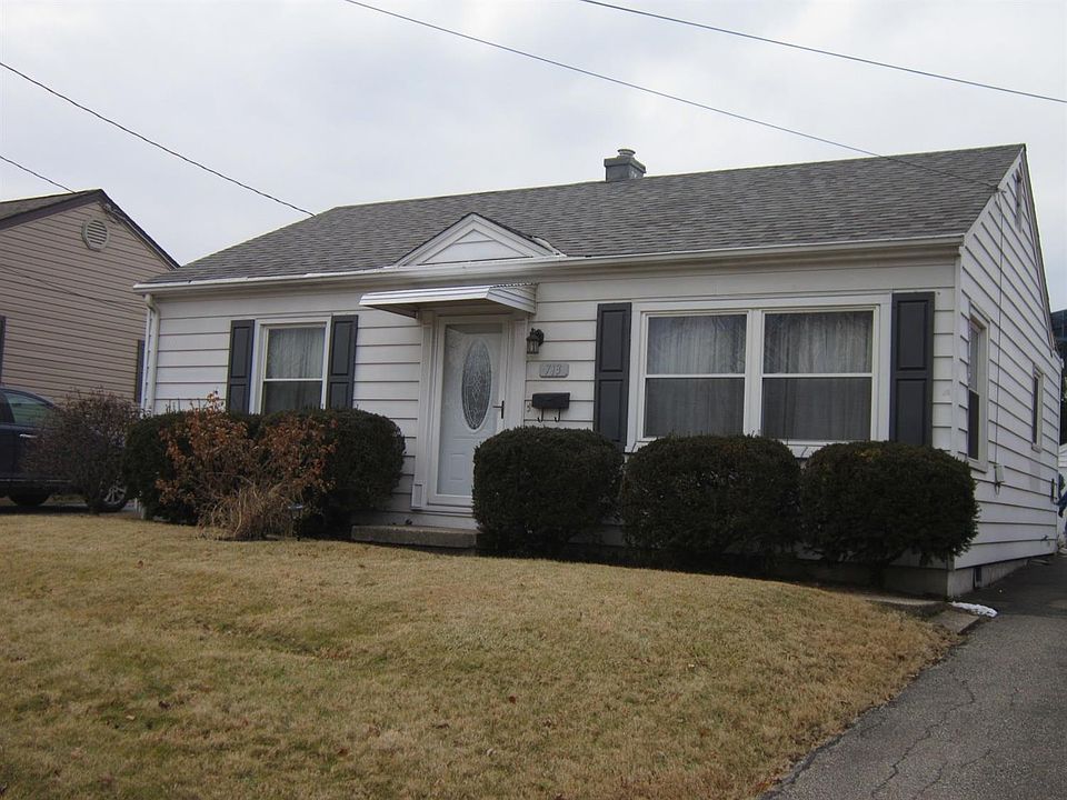 1st image of 713 Heimert Ave
