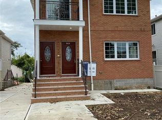 15020 126th St, South Ozone Park, NY 11420
