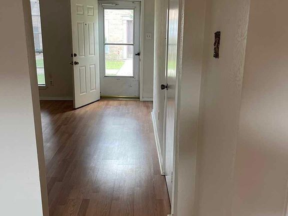 2nd image of 4212 Belle Park Dr