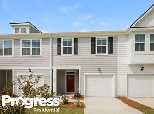 696 Trotters Ln, Moncks Corner, SC 29461